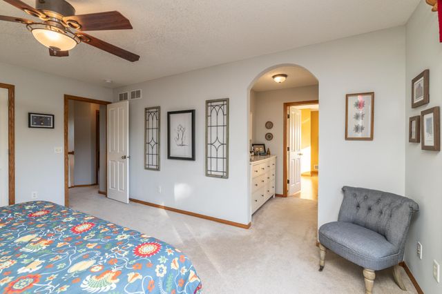 19305 Embers Avenue, Farmington, MN 55024