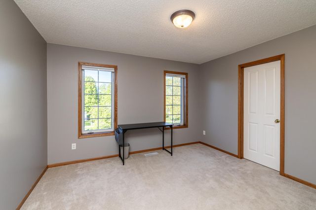 19305 Embers Avenue, Farmington, MN 55024