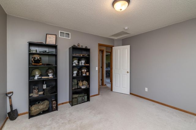 19305 Embers Avenue, Farmington, MN 55024