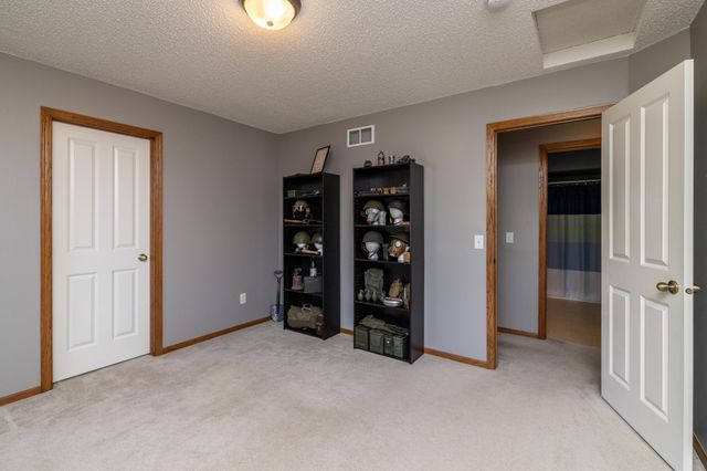 19305 Embers Avenue, Farmington, MN 55024