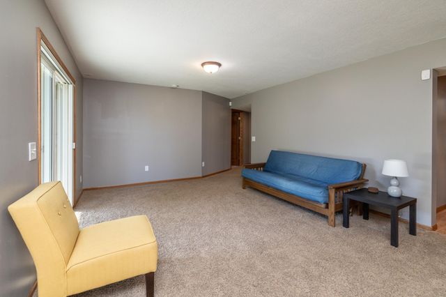 19305 Embers Avenue, Farmington, MN 55024