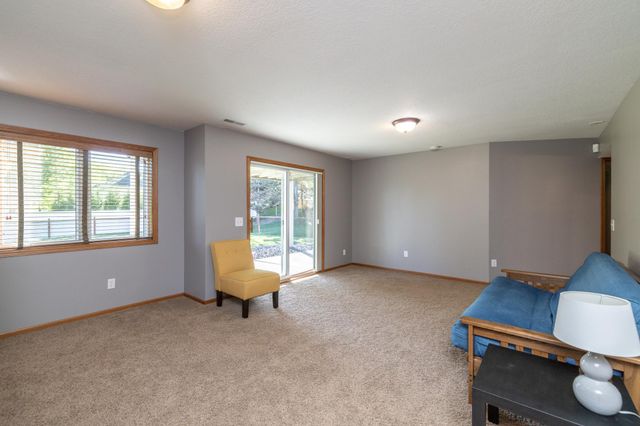 19305 Embers Avenue, Farmington, MN 55024
