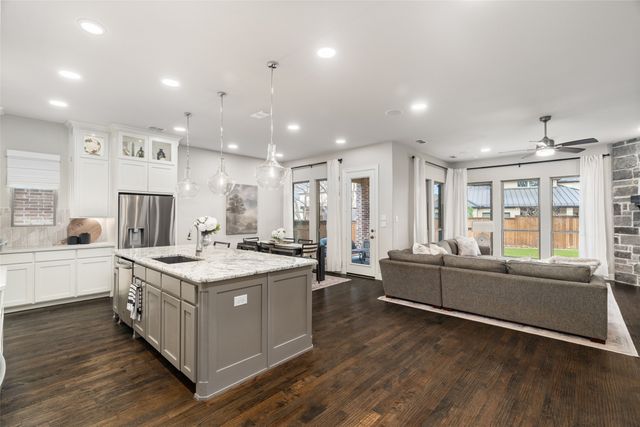 921 Moorland Pass Drive, Prosper, TX 75078