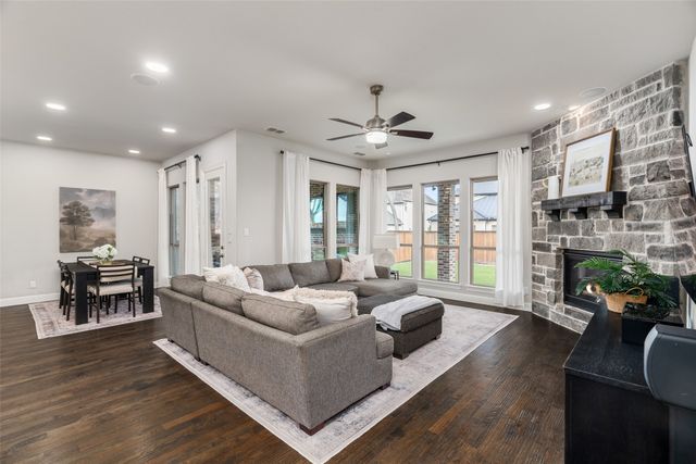 921 Moorland Pass Drive, Prosper, TX 75078