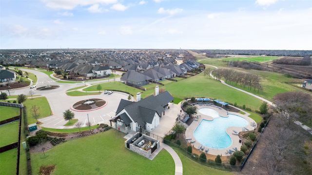 921 Moorland Pass Drive, Prosper, TX 75078