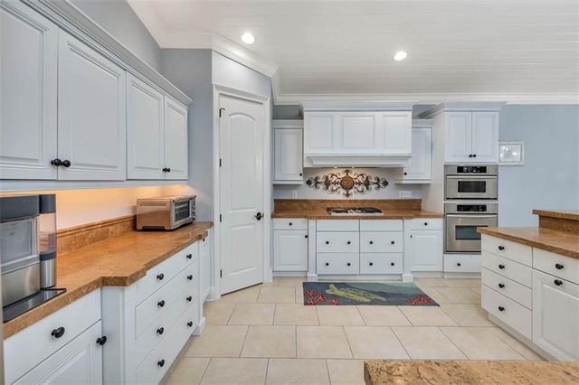 1288 Old Cane Mill Drive SE, Darien, GA 31305