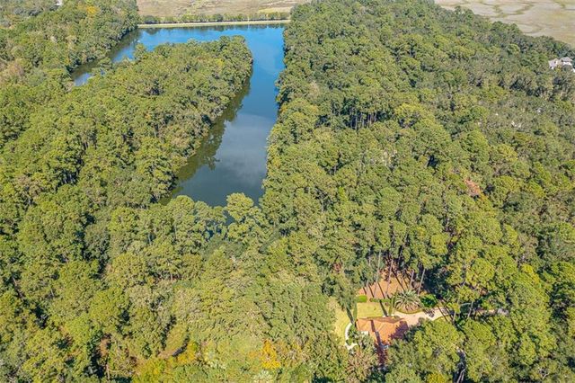 1288 Old Cane Mill Drive SE, Darien, GA 31305