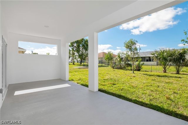 1515 Nelson RD N, Cape Coral, FL 33993
