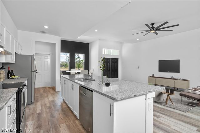 1515 Nelson RD N, Cape Coral, FL 33993