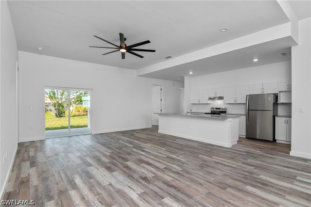 1515 Nelson RD N, Cape Coral, FL 33993