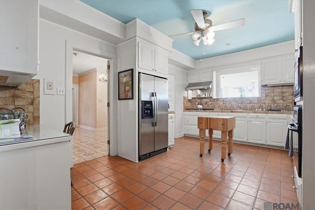 6113 Moss Side Ln, Baton Rouge, LA 70808