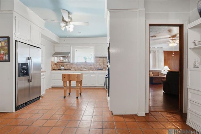 6113 Moss Side Ln, Baton Rouge, LA 70808