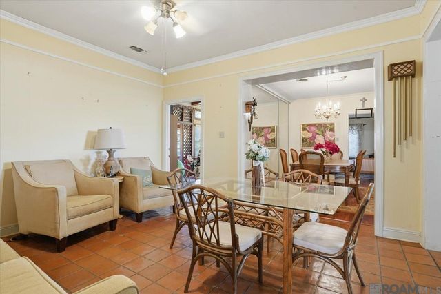 6113 Moss Side Ln, Baton Rouge, LA 70808