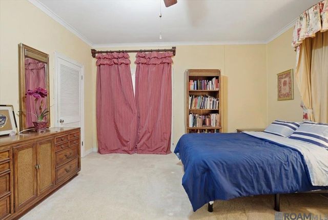 6113 Moss Side Ln, Baton Rouge, LA 70808