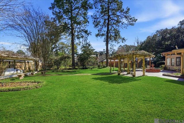 6113 Moss Side Ln, Baton Rouge, LA 70808