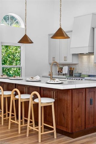 10987 Fieldfair DR, Naples, FL 34119