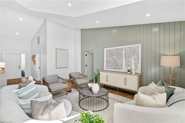 10987 Fieldfair DR, Naples, FL 34119