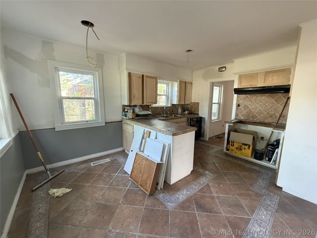 832 N College Avenue, Tulsa, OK 74110