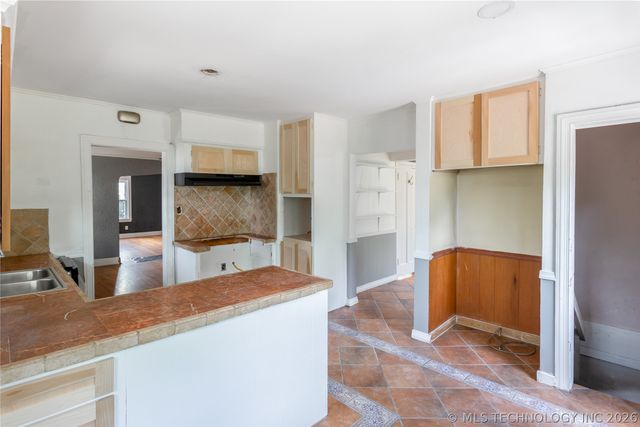 832 N College Avenue, Tulsa, OK 74110