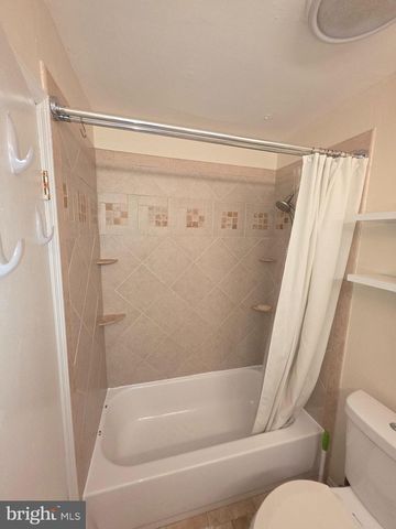 1 FELTER PL, Willingboro, NJ 08046