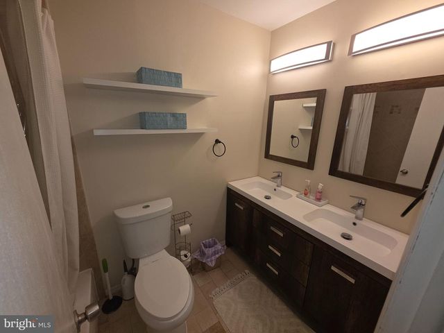 1 FELTER PL, Willingboro, NJ 08046