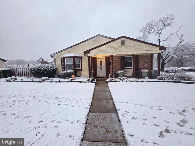 1 FELTER PL, Willingboro, NJ 08046