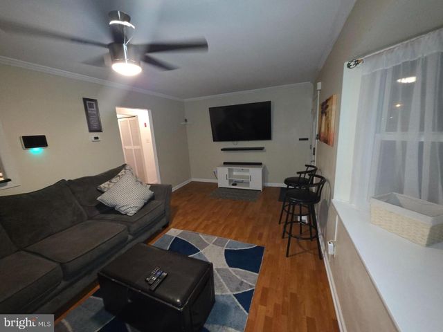 1 FELTER PL, Willingboro, NJ 08046