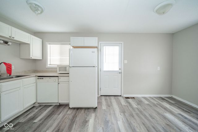 3148 Keswick Road, Indianapolis, IN 46222