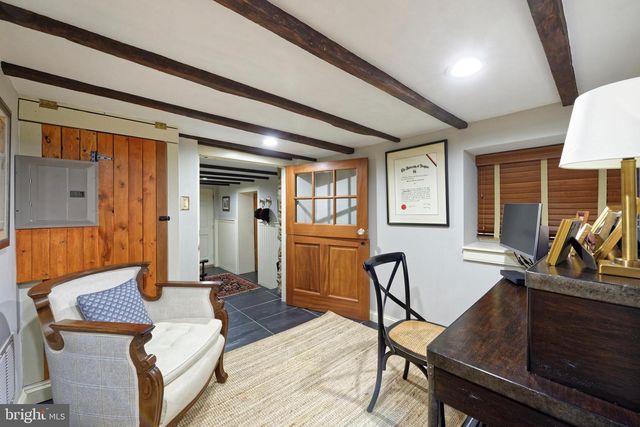 406 E WASHINGTON ST, Middleburg, VA 20117