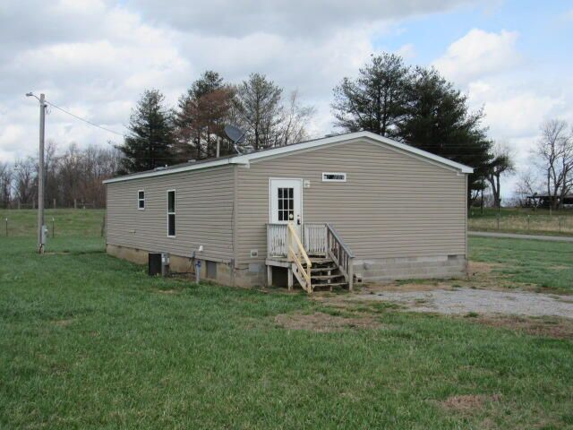 1011 Ed Padgett Road, Waynesburg, KY 40489