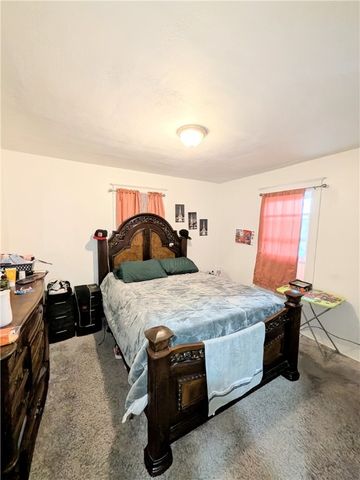 206 Avenue E Avenue, Rochester, NY 14615