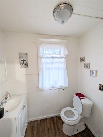 206 Avenue E Avenue, Rochester, NY 14615