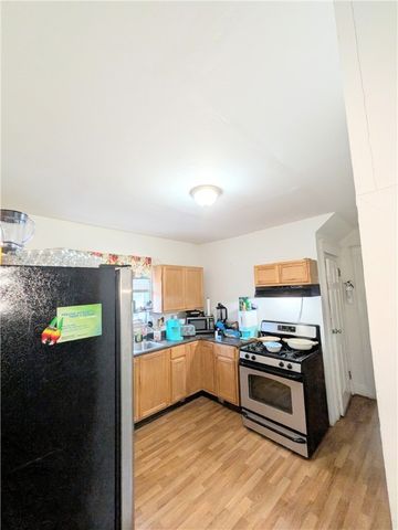 206 Avenue E Avenue, Rochester, NY 14615