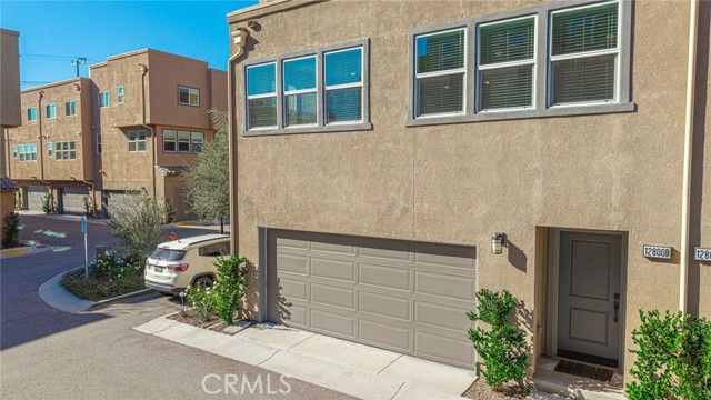 12800 N Watt Lane D, Sylmar (los Angeles), CA 91342