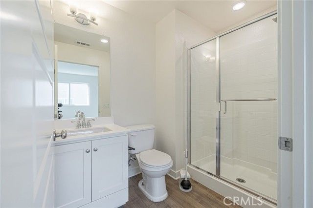 12800 N Watt Lane D, Sylmar (los Angeles), CA 91342