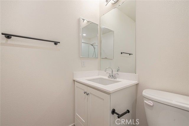 12800 N Watt Lane D, Sylmar (los Angeles), CA 91342