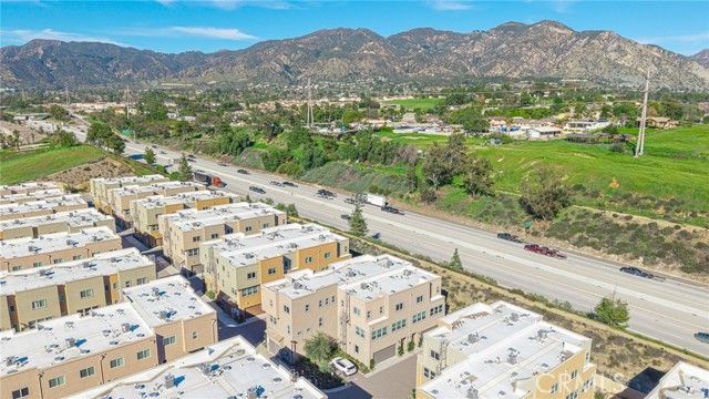 12800 N Watt Lane D, Sylmar (los Angeles), CA 91342