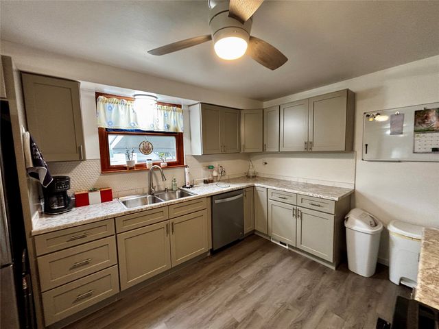 1014 POTOMAC Avenue, Millcreek, PA 16505