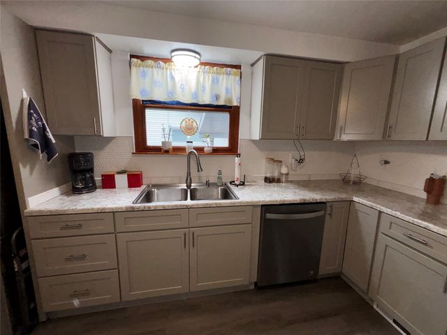 1014 POTOMAC Avenue, Millcreek, PA 16505