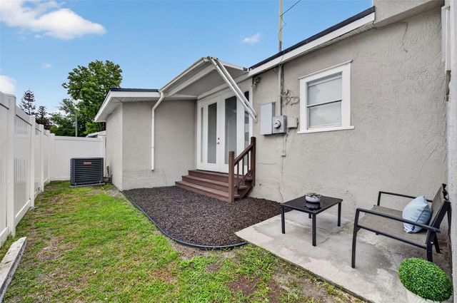 317 W KING ST, Orlando, FL 32804