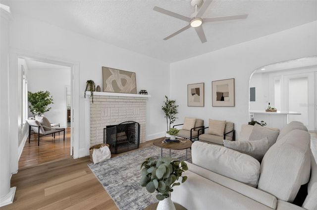 317 W KING ST, Orlando, FL 32804
