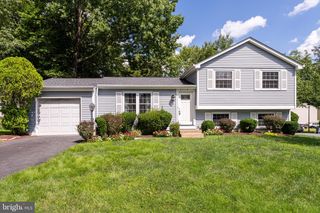 5719 OAK APPLE CT, Burke, VA 22015