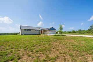 111 STARLIGHT PATH PATH, Red Rock, TX 78662