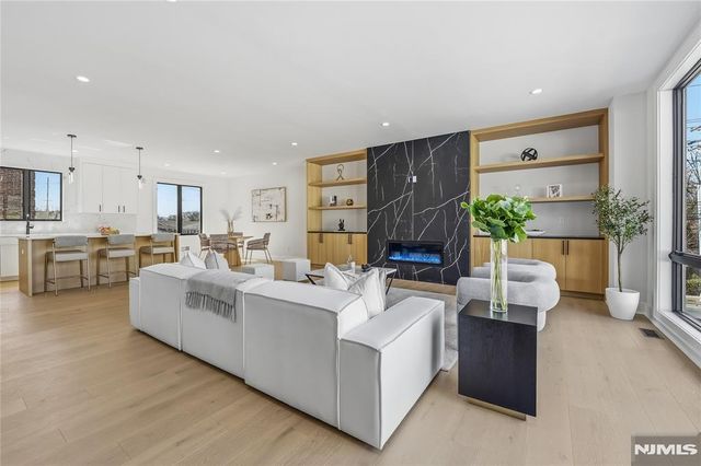 401 B Grand Avenue 401 B, Leonia, NJ 07605