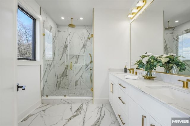 401 B Grand Avenue 401 B, Leonia, NJ 07605