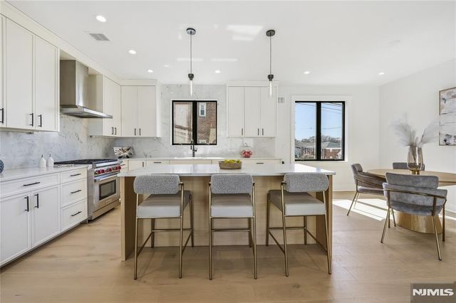 401 B Grand Avenue 401 B, Leonia, NJ 07605