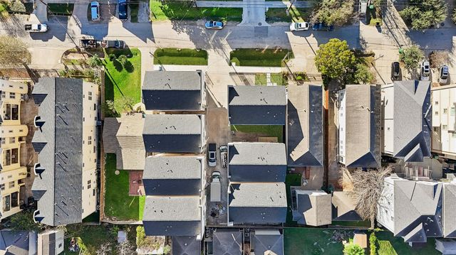 1405 W 21st St C, Houston, TX 77008