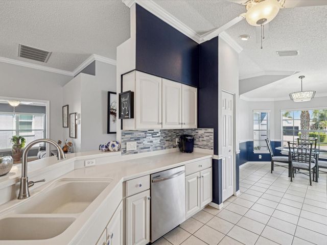 11342 HOLLANDER AVENUE, Hudson, FL 34667