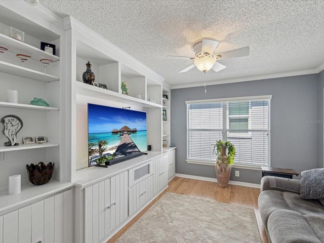 11342 HOLLANDER AVENUE, Hudson, FL 34667