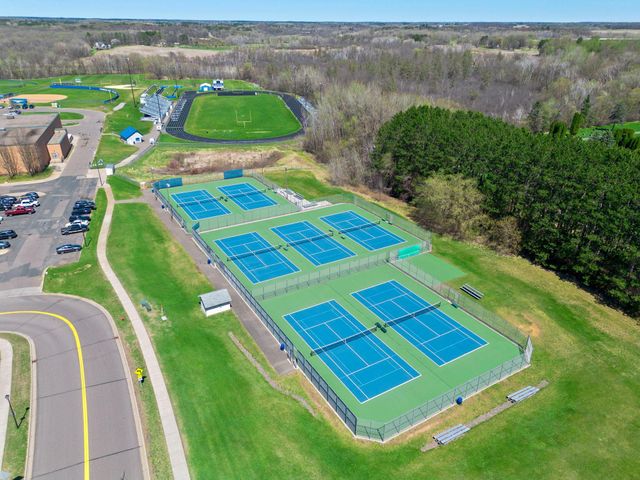 436 4th Avenue NW, Cambridge, MN 55008